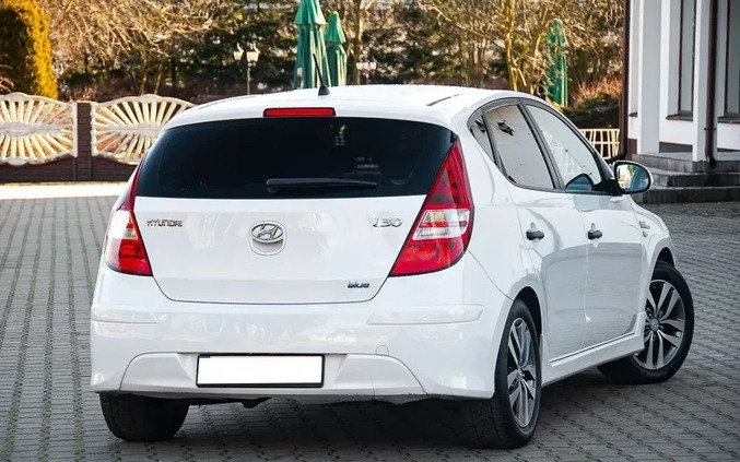 Hyundai I30 cena 22999 przebieg: 170000, rok produkcji 2010 z Lipno małe 407